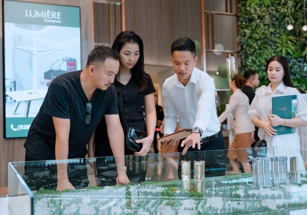 Khách hàng có xu hướng tìm kiếm các sản phẩm căn hộ cao cấp với giá trị thực từ những nhà phát triển uy tín.