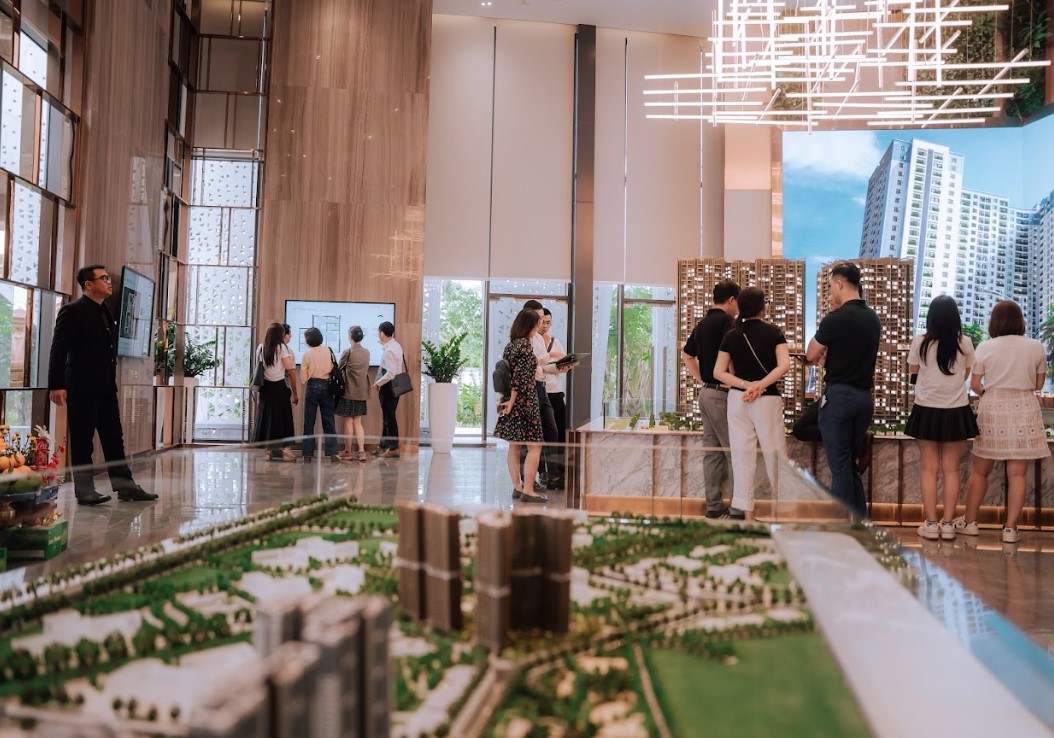 To&agrave; The Atmos tại dự &aacute;n LUMI&Egrave;RE Evergreen vừa tiếp tục tạo n&ecirc;n những dấu ấn về thanh khoản cho thị trường ph&iacute;a T&acirc;y H&agrave; Nội.