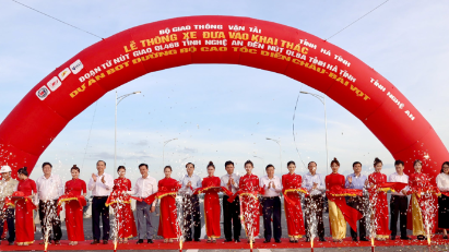 Entire Dien Chau - Bai Vot expressway opens to traffic
