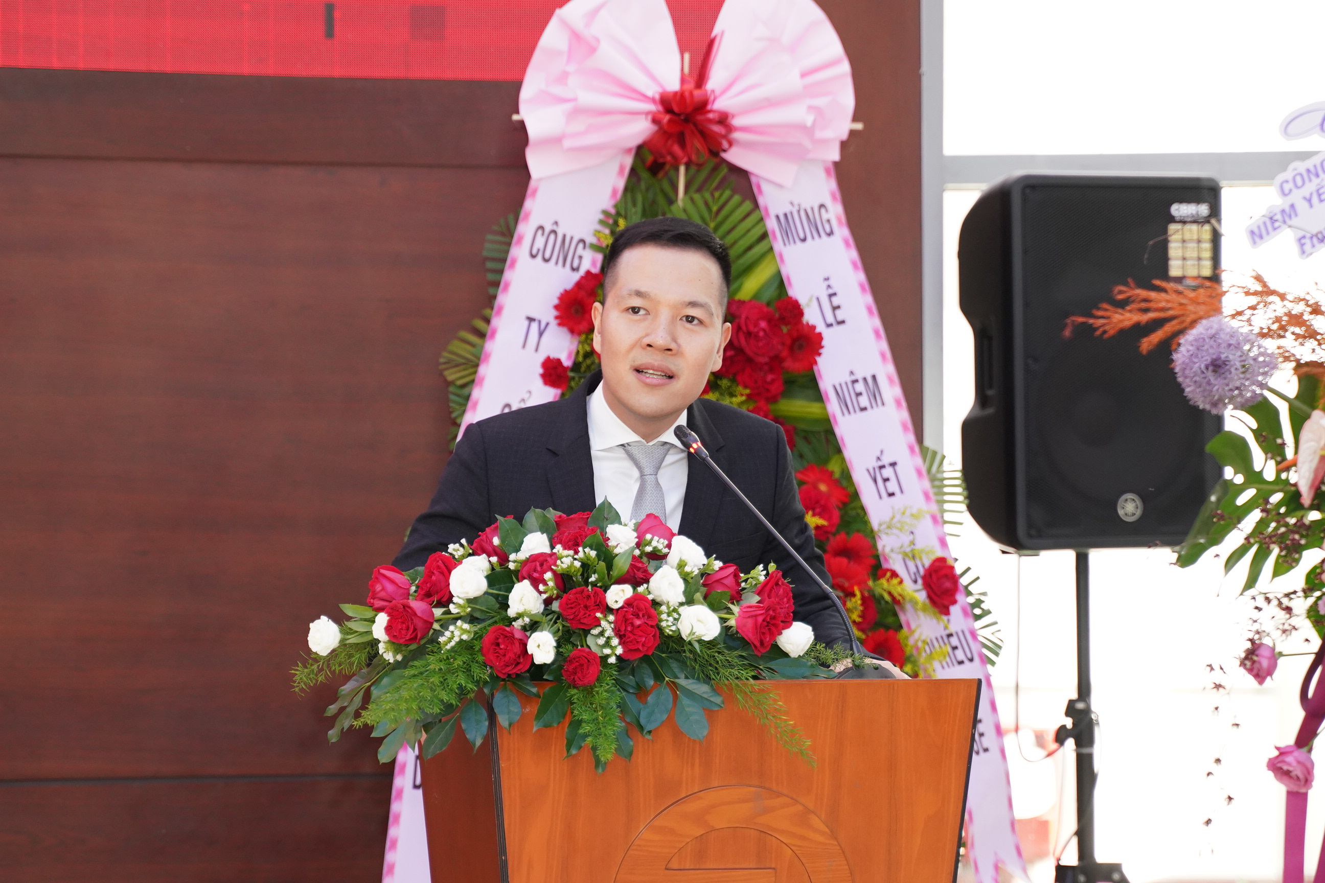 Ông Nguyễn Hoàng Giang, Chủ tịch HĐQT DNSE phát biểu tại Lễ trao quyết định niêm yết cổ phiếu DSE.