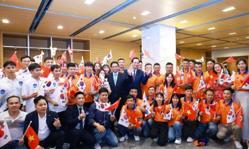 Thủ tướng đề nghị Hàn Quốc tăng hạn ngạch tiếp nhận lao động Việt Nam