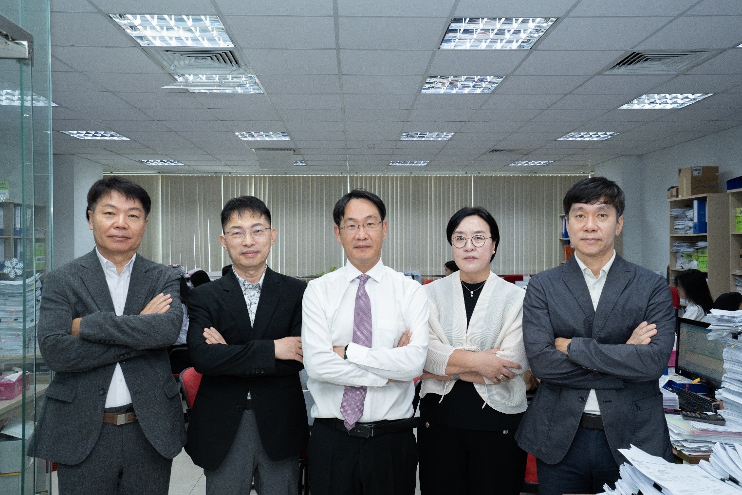 Các chuyên gia hàng đầu xếp hạng tín nhiệm tại Hàn Quốc đến thăm và kết hợp với Hana Ratings tại Hà Nội – Việt Nam.