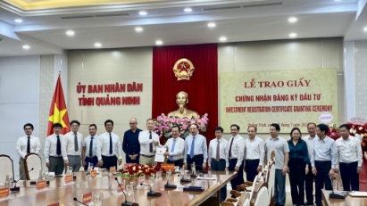 Foxconn invests $551 million more in Quang Ninh