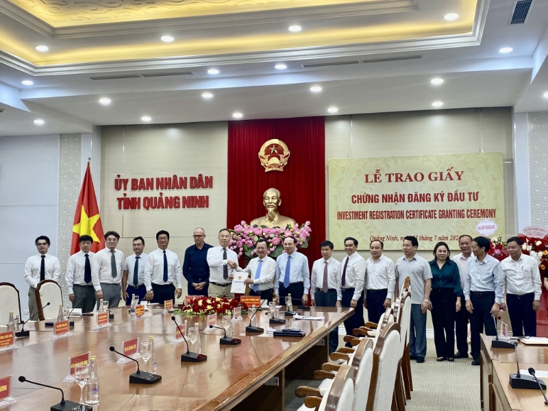 Foxconn invests $551 million more in Quang Ninh