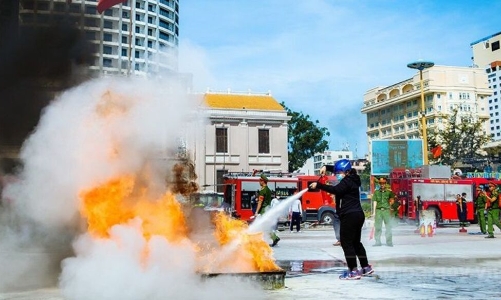 Đề xuất phạt đến 50 triệu đồng nếu không làm tường, vách, cửa ngăn cháy