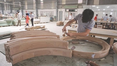 Timber and wood product exports earn $7.95 bln in 1H