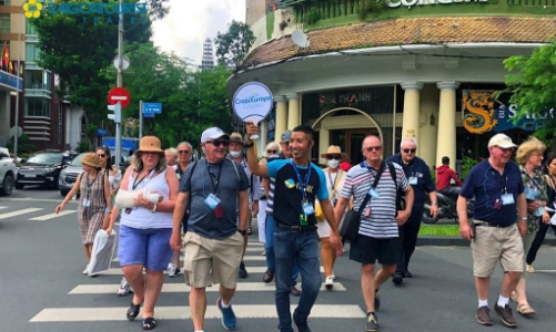 Để du lịch Việt “mở hầu bao” khách quốc tế