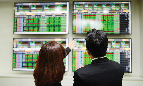 Thị trường chứng khoán Việt Nam năm 2023 và triển vọng 2024