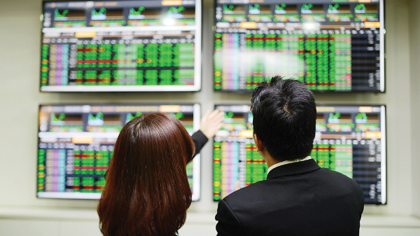 Thị trường chứng khoán Việt Nam năm 2023 và triển vọng 2024