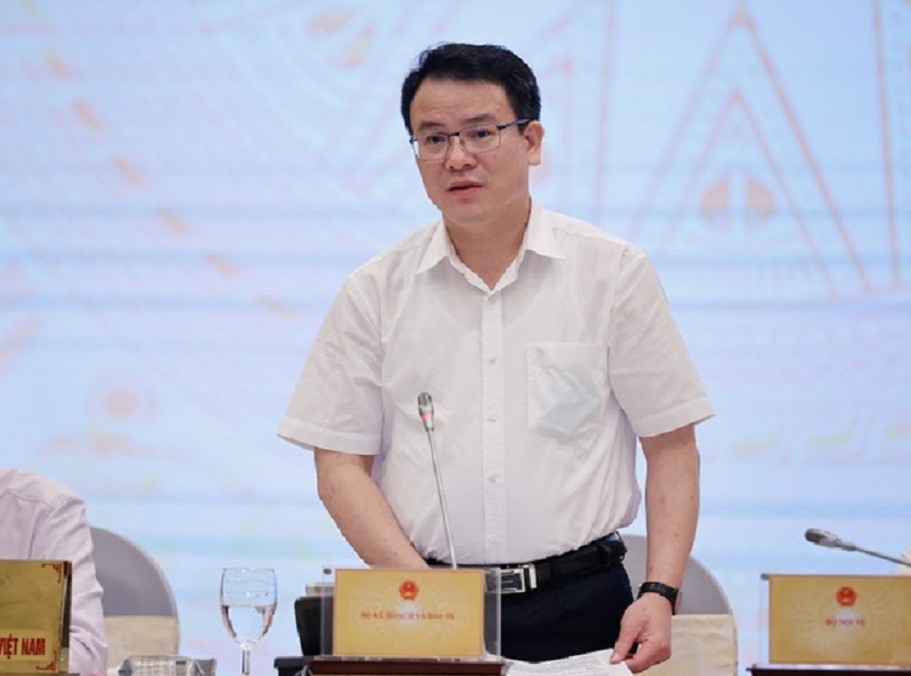 Thứ trưởng Trần Quốc Phương&nbsp;th&ocirc;ng tin về triển vọng tăng trưởng kinh tế v&agrave; thu h&uacute;t FDI 6 th&aacute;ng cuối năm 2024.