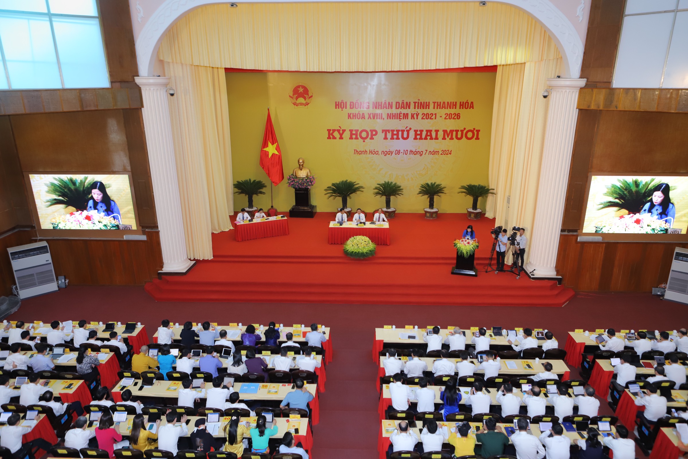 Toàn cảnh khai mạc Kỳ họp thứ 20, Hội đồng Nhân dân tỉnh Thanh Hóa 