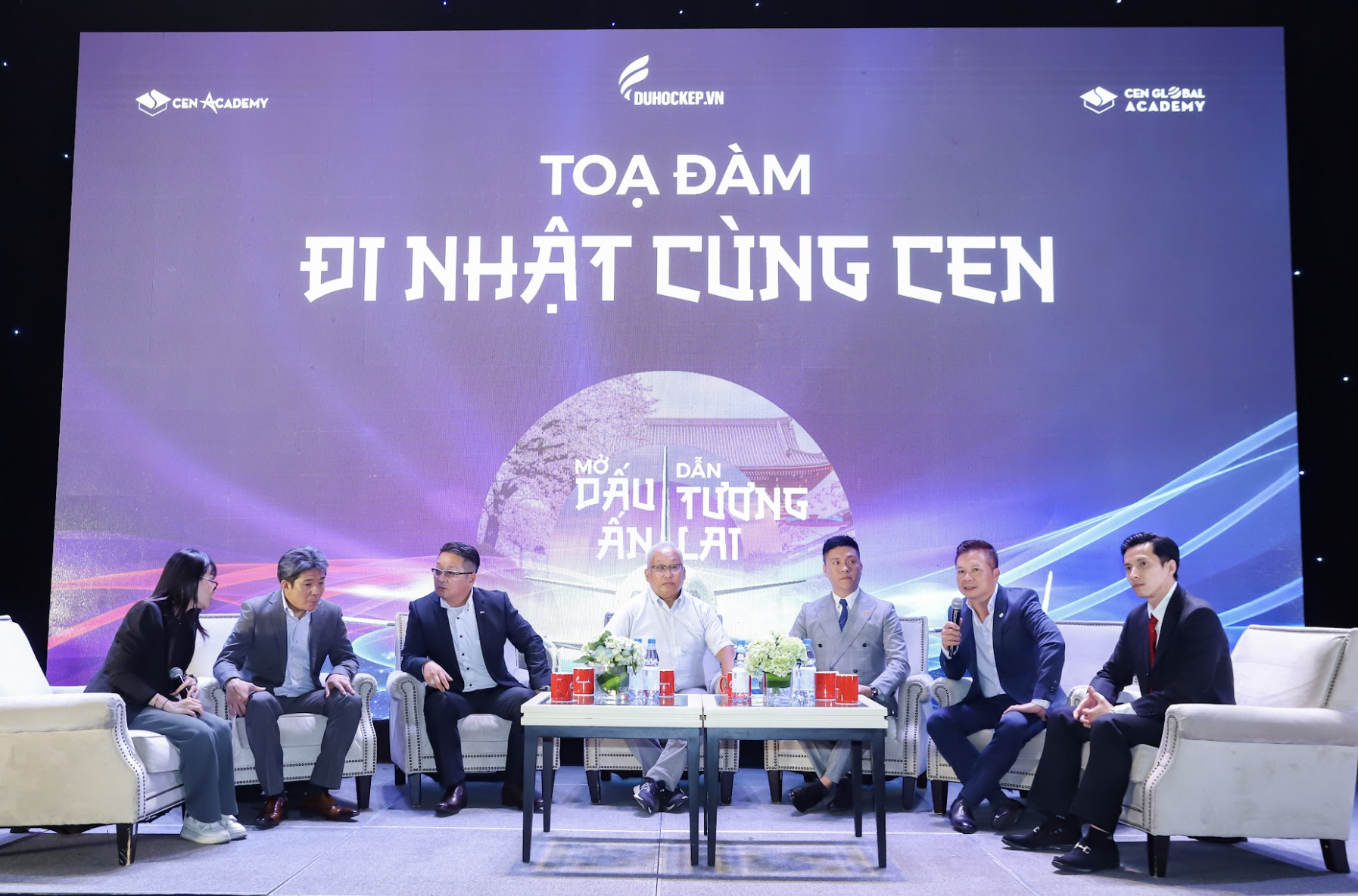 Toạ đàm trong khuôn khổ sự kiện "Đi Nhật cùng Cen"