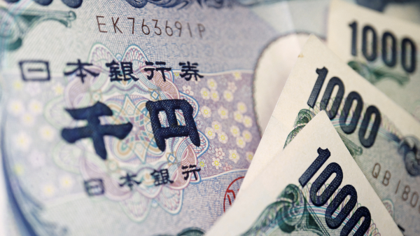 Tháng 7 đợi chờ của giới đầu cơ đồng yên Nhật