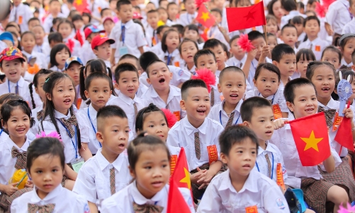 Thành phố Hồ Chí Minh: Đề xuất giảm học phí cho tất cả các bậc học phổ thông công lập 