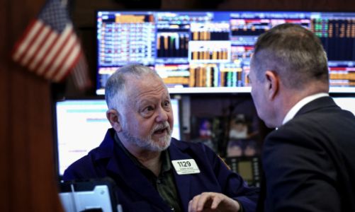 Chứng khoán Mỹ lập kỷ lục mới sau phát biểu của ông Powell, giá dầu giảm liền 3 phiên