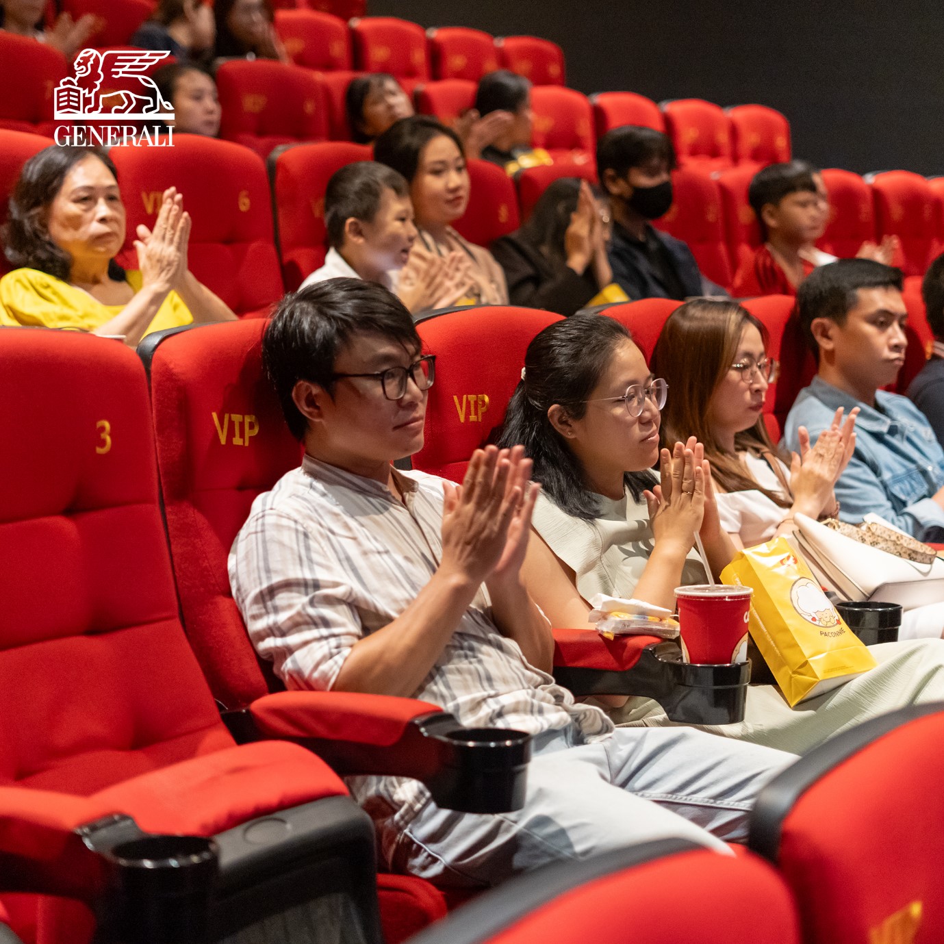 Hãng bảo hiểm đến từ Ý nỗ lực thấu hiểu và nâng cao trải nghiệm khách hàng với thông điệp “Vì khách iu, luôn yêu chiều”.
