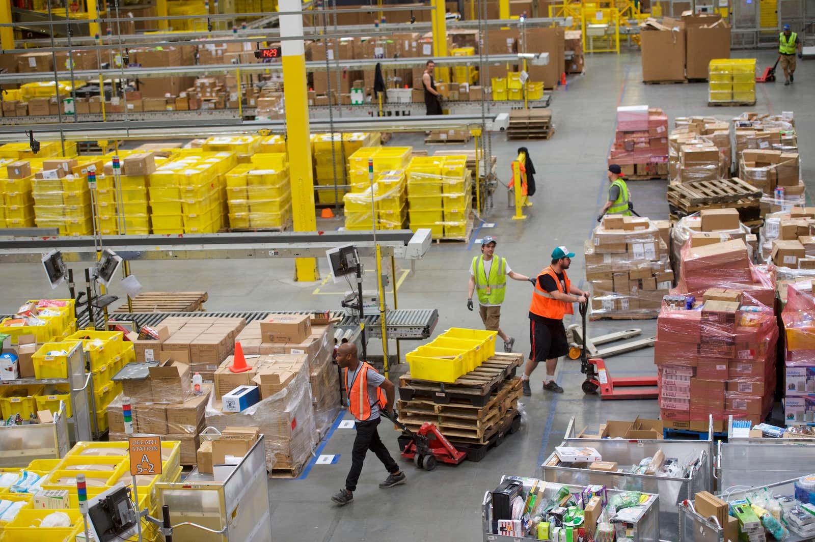 Amazon trở thành công ty thứ hai của Hoa Kỳ đạt mức vốn hóa thị trường 1 nghìn tỷ USD