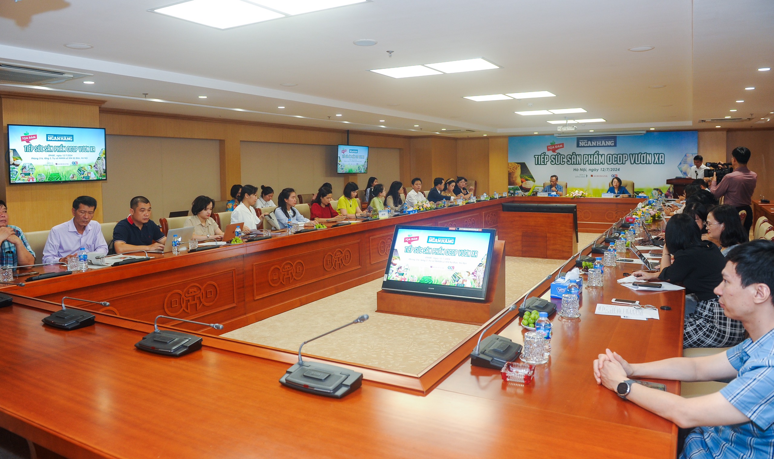 Tọa đàm “Tiếp sức sản phẩm OCOP vươn xa”