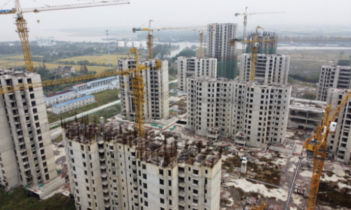 Kinh tế Trung Quốc đuối sức rõ rệt vì bất động sản và tiêu dùng đều ảm đạm