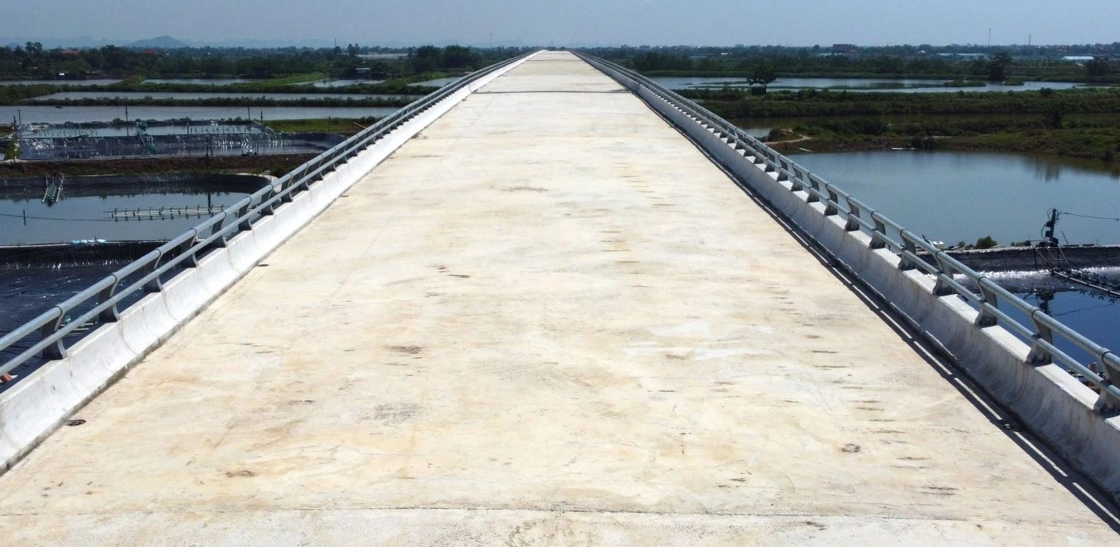 Cầu Lạch Trường có có tổng mức đầu tư là 445 tỷ đồng