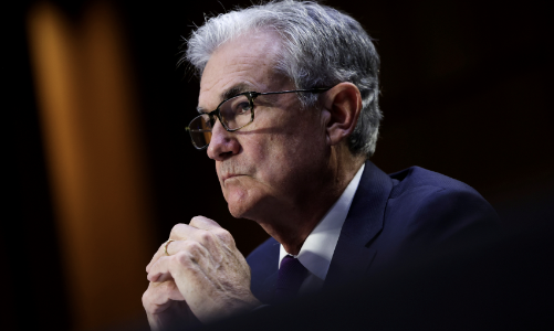 Ông Powell không muốn đợi lạm phát về 2% mới giảm lãi suất