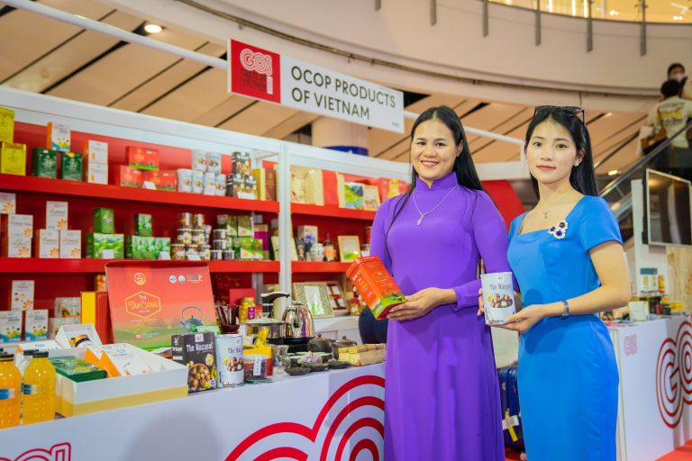 Trong hệ thống siêu thị Central Retail Thái Lan, nhiều mặt hàng Việt Nam được người tiêu dùng ưa chuộng.