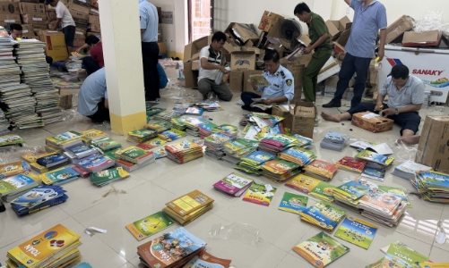 Thu giữ số lượng lớn sách giáo khoa giả mạo bao bì, nhãn hàng hóa Nhà xuất bản Giáo dục Việt Nam