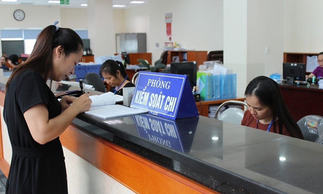 Kho bạc Nhà nước có hệ thống giám sát giao dịch dịch vụ công trực tuyến, không để tồn đọng hồ sơ.