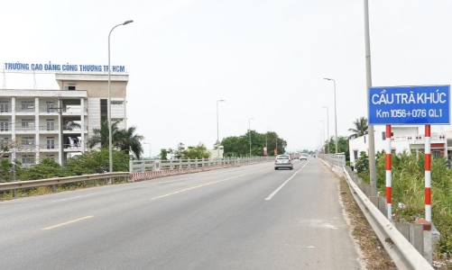 Quảng Ngãi đóng cầu Trà Khúc 1 để sửa chữa cầu Trà Khúc 2