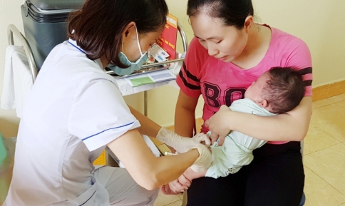 Tỷ lệ tiêm vaccine phòng nhiều dịch bệnh chưa đạt đúng tiến độ