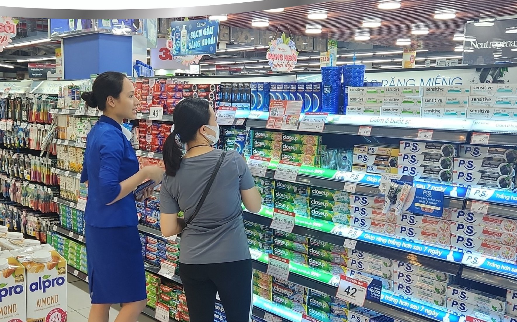 Hiện nay, Chương tr&igrave;nh b&igrave;nh ổn thị trường của TP.HCM c&oacute; 70 doanh nghiệp lớn tham gia với h&agrave;ng ng&agrave;n doanh nghiệp cung ứng.