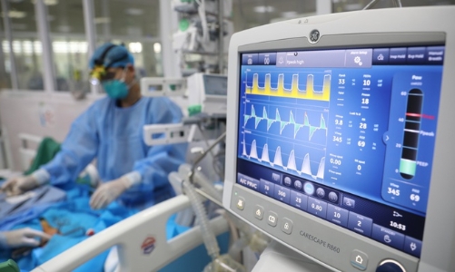 Đảm bảo trực cấp cứu, cung ứng đủ thuốc ứng phó bão số 2 