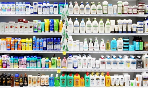 Người Việt chi bình quân 0,4 USD cho sản phẩm kem chống nắng