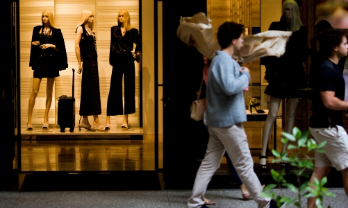 Lạm phát Mỹ tiếp tục xuống thang, khả năng Fed hạ lãi suất vào tháng 9 tăng lên