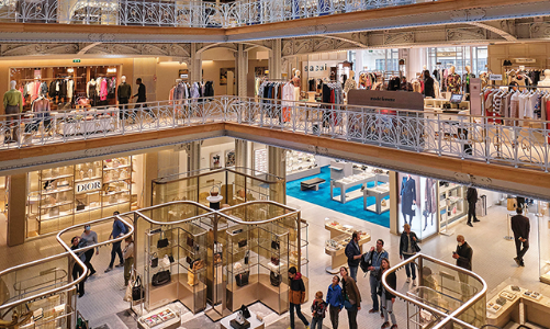 Sản phẩm xa xỉ “độc chiếm” bán lẻ truyền thống