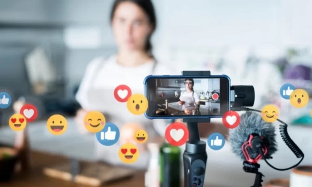 6 tháng đầu năm, gần 43.000 người bán hàng online thuộc diện rà soát đã khai, nộp thuế gần 10.000 tỷ đồng - Ảnh minh họa.