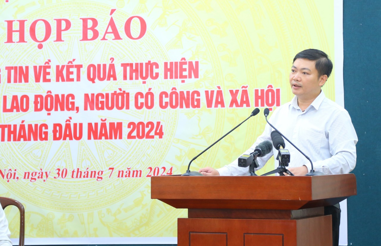 Ông Nguyễn Duy Cường, Phó Vụ trưởng Vụ Bảo hiểm xã hội, thông tin về Luật Bảo hiểm xã hội 2024. Ảnh: Tống Giáp.