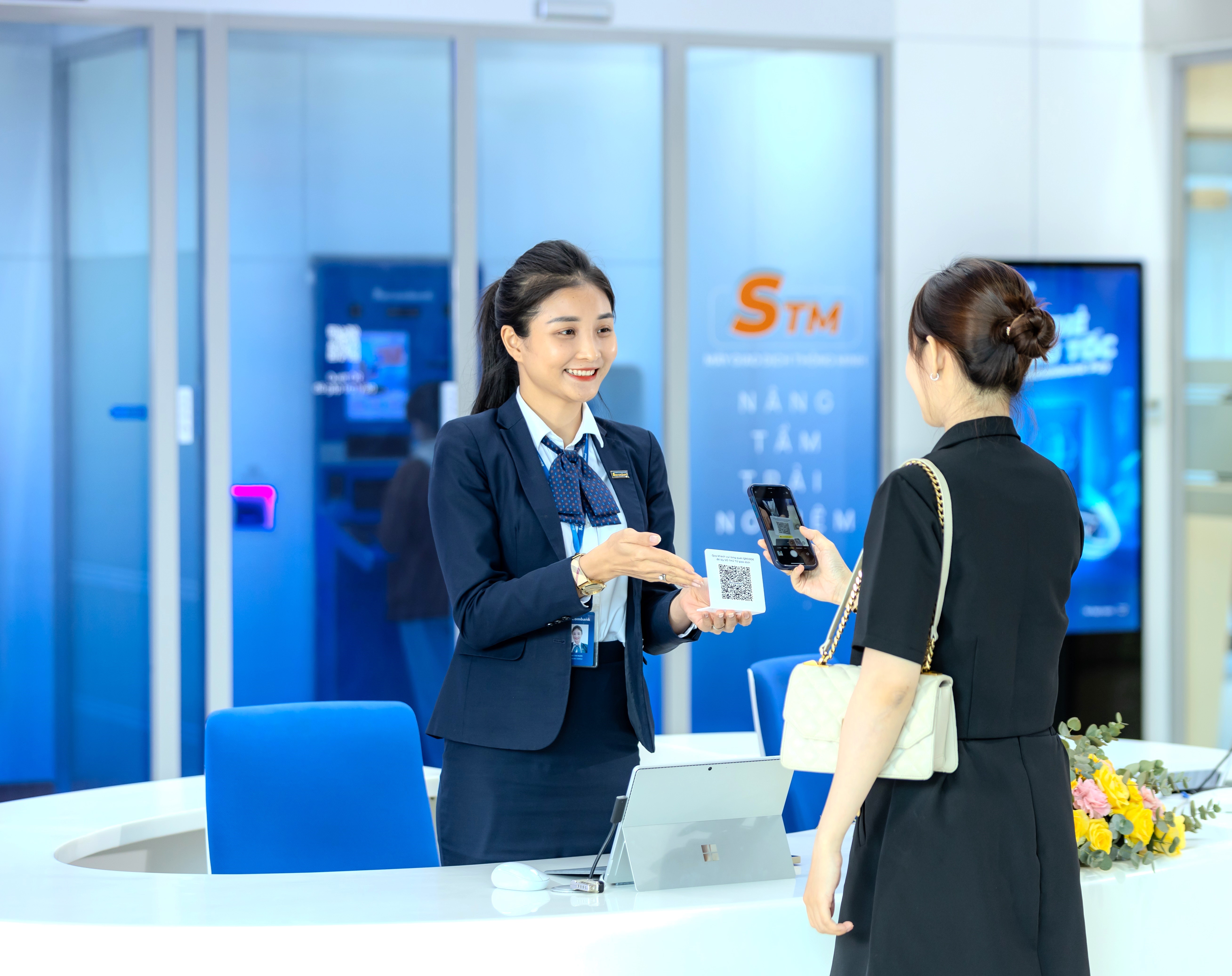 Sacombank đẩy mạnh ứng dụng công nghệ để gia tăng các tiện ích và hiện đại hóa sản phẩm dịch vụ, nâng cao trải nghiệm khách hàng.