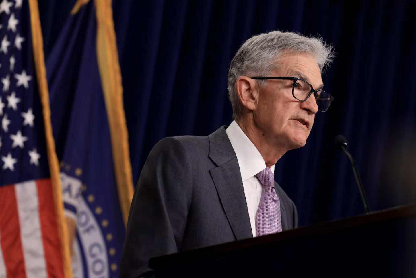 Chủ tịch Fed Jerome Powell tại họp báo ngày 31/7 - Ảnh: Reuters.
