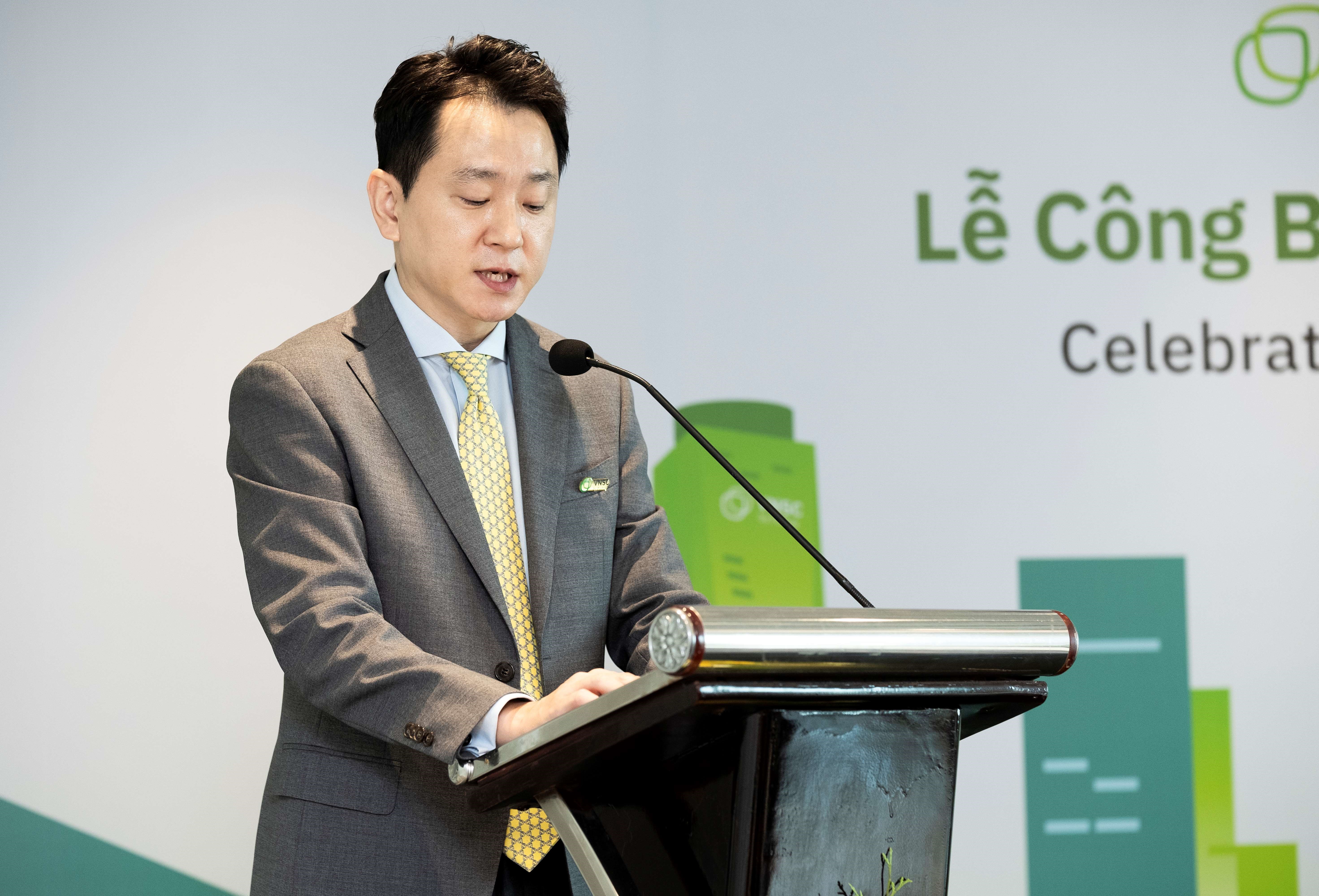 Ông Na Sung Soo, Giám đốc điều hành Chứng khoán Vina.