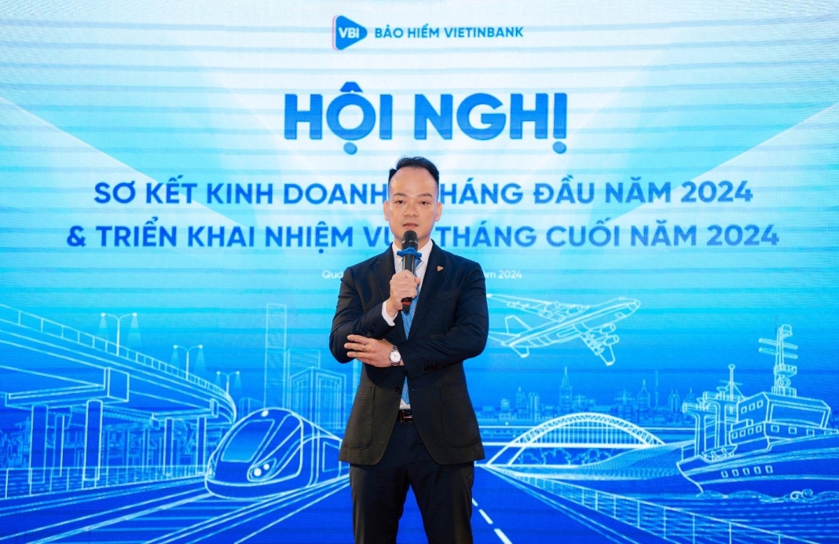 Chủ tịch HĐQT Nguyễn Huy Quang phát biểu tại Hội nghị.