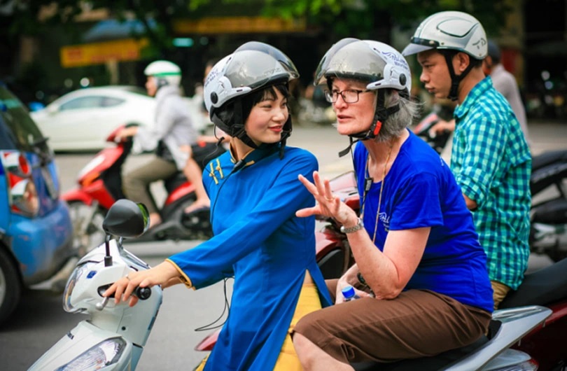 Từ khi thu phí theo khu vực quy hoạch các vỉa hè đã quang đãng và hết lộn xộn.