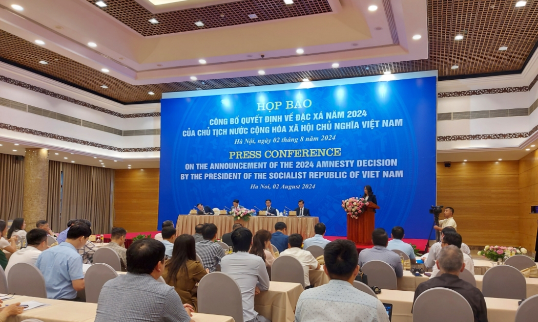 Quang cảnh buổi họp báo.