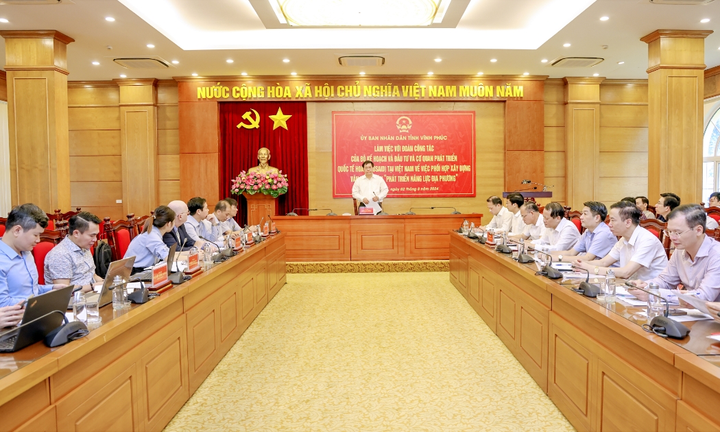 Toàn cảnh buổi làm việc giữa UBND tỉnh Vĩnh Phúc, Bộ Kế hoạch và Đầu tư và Cơ quan Phát triển Quốc tế Hoa Kỳ (USAID).