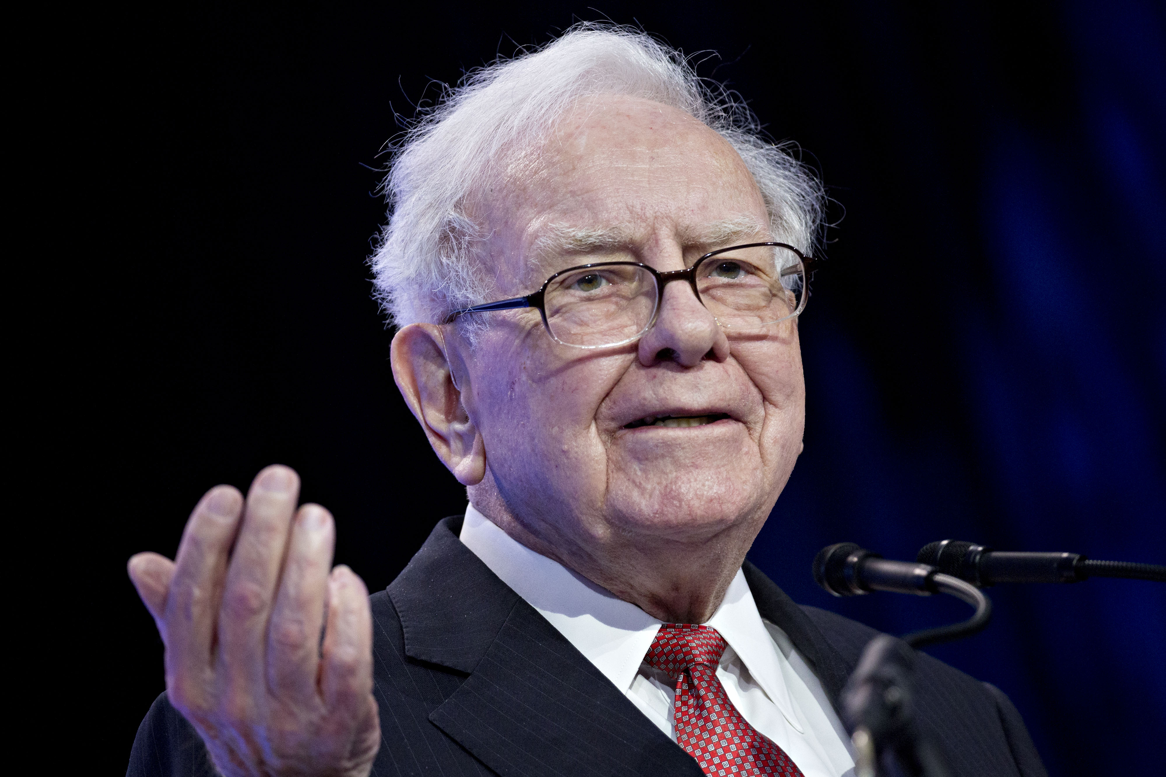 Warren Buffett - Ảnh: Bloomberg.