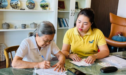 Lý do nhiều người TP. HCM chậm nhận lương hưu tháng 8 