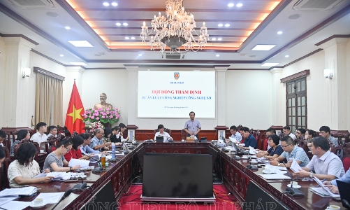 Thúc đẩy công nghiệp công nghệ số thành ngành kinh tế mũi nhọn