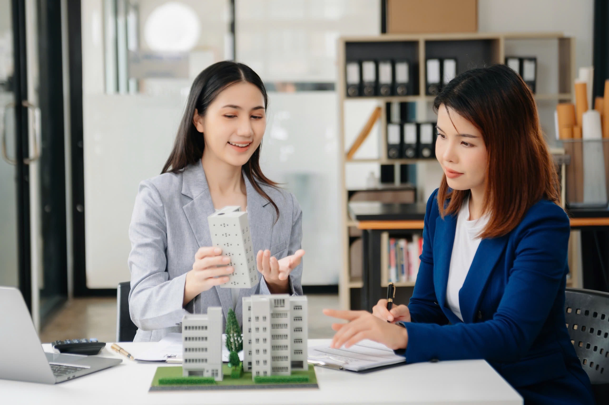 Công nghệ sẽ giúp môi giới tiếp cận nhiều khách hàng hơn.