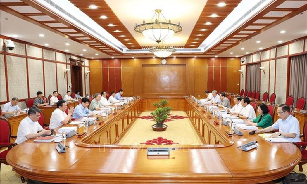 Phiên họp thường kỳ của Bộ Chính trị. Ảnh: TTXVN.