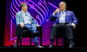 Vincent Roche, TGĐ và Chủ tịch ADI (trái) và TS.Noubar Afeyan, Nhà sáng lập và TGĐ Flagship Pioneering (phải)